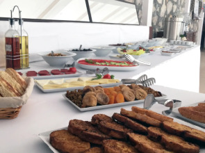 Отель Kaizen Gate and Training Center