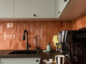 Апартаменты Новые Дизайнерские с Видом на Верхнее Озеро