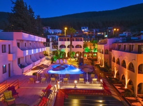 Отель Oscar Seaside Hotel & Spa