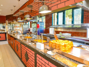 Queen's Park Le Jardin - All Inclusive