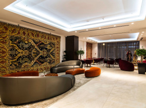 Отель Ramada and Suites by Wyndham Yerevan
