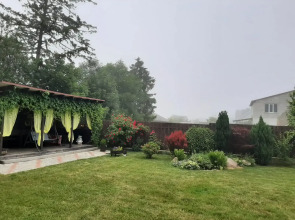 Частный дом Дом с беседкой