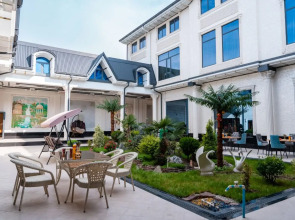 Отель Gold Star Palace