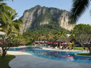 Курортный отель Aonang Villa Resort