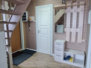 Частный Дом с Красным Залом