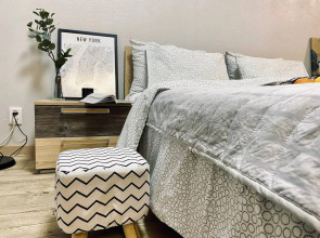 Квартира Поделам на Труда