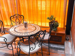 Апартаменты Casablanka Hit с закрытой  террасой