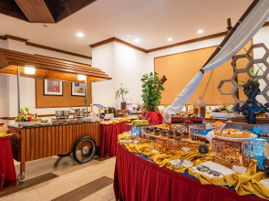 Отель Hulhule Island