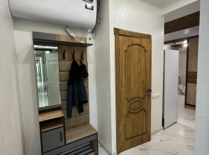 Апартаменты Актер House