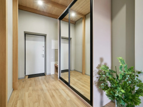 Апартаменты Ирис от Ирины Савельевой В центре города у Каскадной лестницы С завораживающим видом на Боргустанский хребет 6 этаж