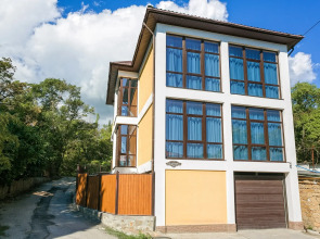 Квартира на 3 этаже гостевого дома Алуштик