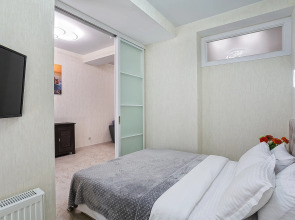 Апартаменты Зазеркалье Приморский Парк Ялта