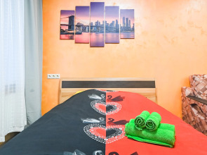 Апартаменты на улице Дмитрия Михайлова 12 (2)