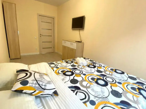 Апартаменты 5 Pant Family House Ватутинки на Яворки