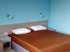 Guest House on Aivazovskogo 38