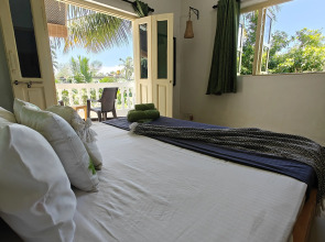 Бунгало SOLS Backyard