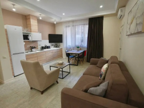 Квартира Двухкомнатная напротив ТЦ Горки Город