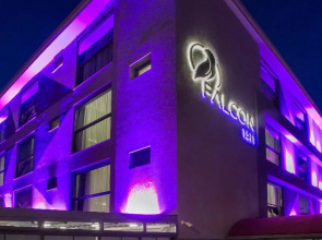 Отель Falcon 1511