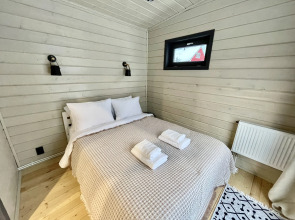 Гостевой Дом Дом для 4-х с Видом на Озеро