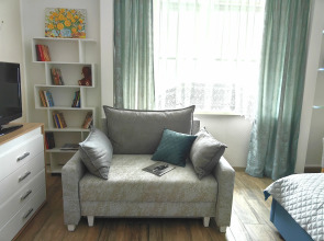 Апартаменты Стоп. Снято! с лоджией-кабинетом