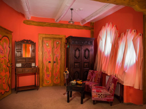 Отель Luxury House