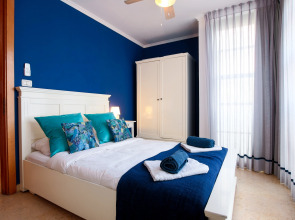 Апартаменты Penthouse & Jacuzzi in Neve Tzedek by FeelHome