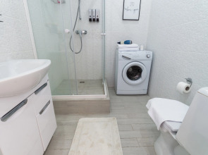 Апартаменты на улице Харлампиева 44