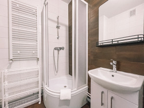 Апартаменты Студия Эмеральд на Арцеуловской