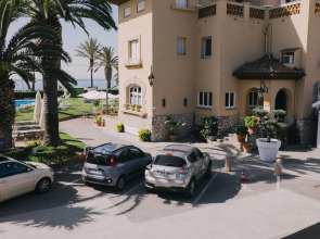 Отель Subur Maritim