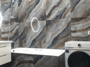 Апартаменты Green Lamp Downtown