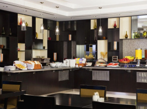 Holiday Inn Express Dubai Internet City an IHG Hotel