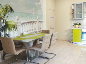 Частный дом  с открытой террасой