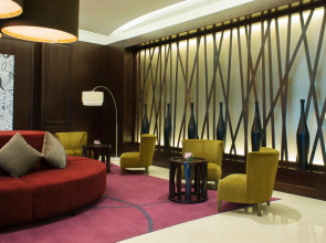 Отель Le Méridien Mina Seyahi Beach Resort & Waterpark