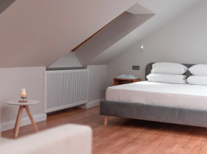 Бисерово Клуб