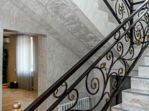 Отель Тихий двор