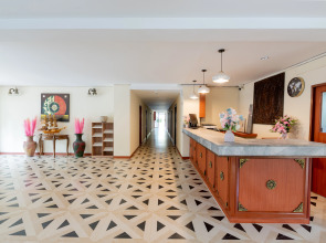 Отель Hillside Resort Pattaya