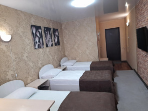 Хостел на Новособорной