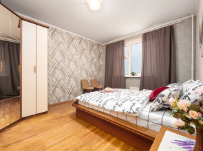 Апартаменты Семейная Квартира на 6 человек м.Домодедовская