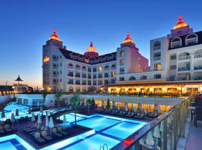 Side Crown Serenity – Всё включено