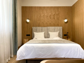 Отель Лес Георга