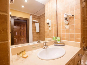 Отель Samal Resort & Spa