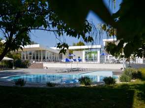 Отель Комплекс апартаментов Невский берег