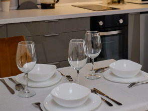 Апартаменты RentPlaza возле Центра