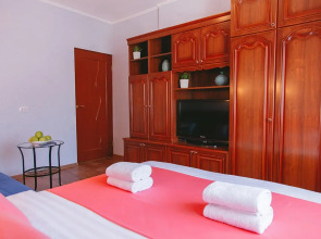 Апартаменты  5 Звезд Микрорайон Мирный 6/3