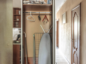 Апартаменты У Финляндского Вокзала и Крейсера Авроры"