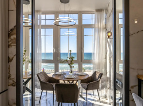 2 - к Апартаменты с прямым видом на море | 1 линия