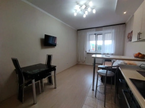 Апартаменты 2-х комнатная квартира на Университетской 29