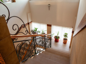 Emili Guest House