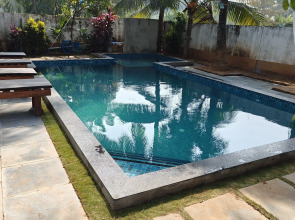 Бунгало SOLS Backyard