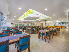 Отель Arsi Blue Beach Hotel